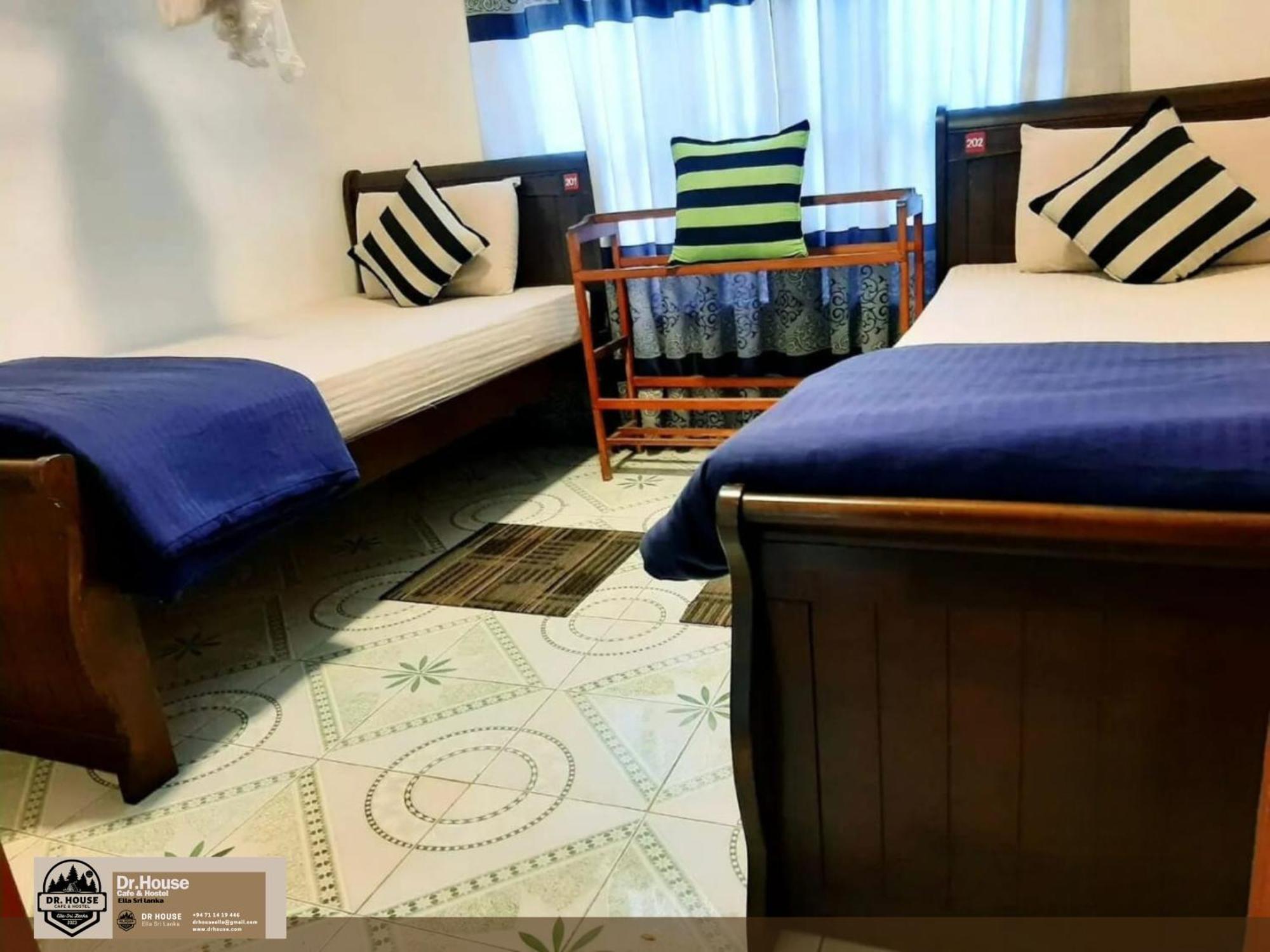 Dr House Ella - Hostel & Cafe Zewnętrze zdjęcie