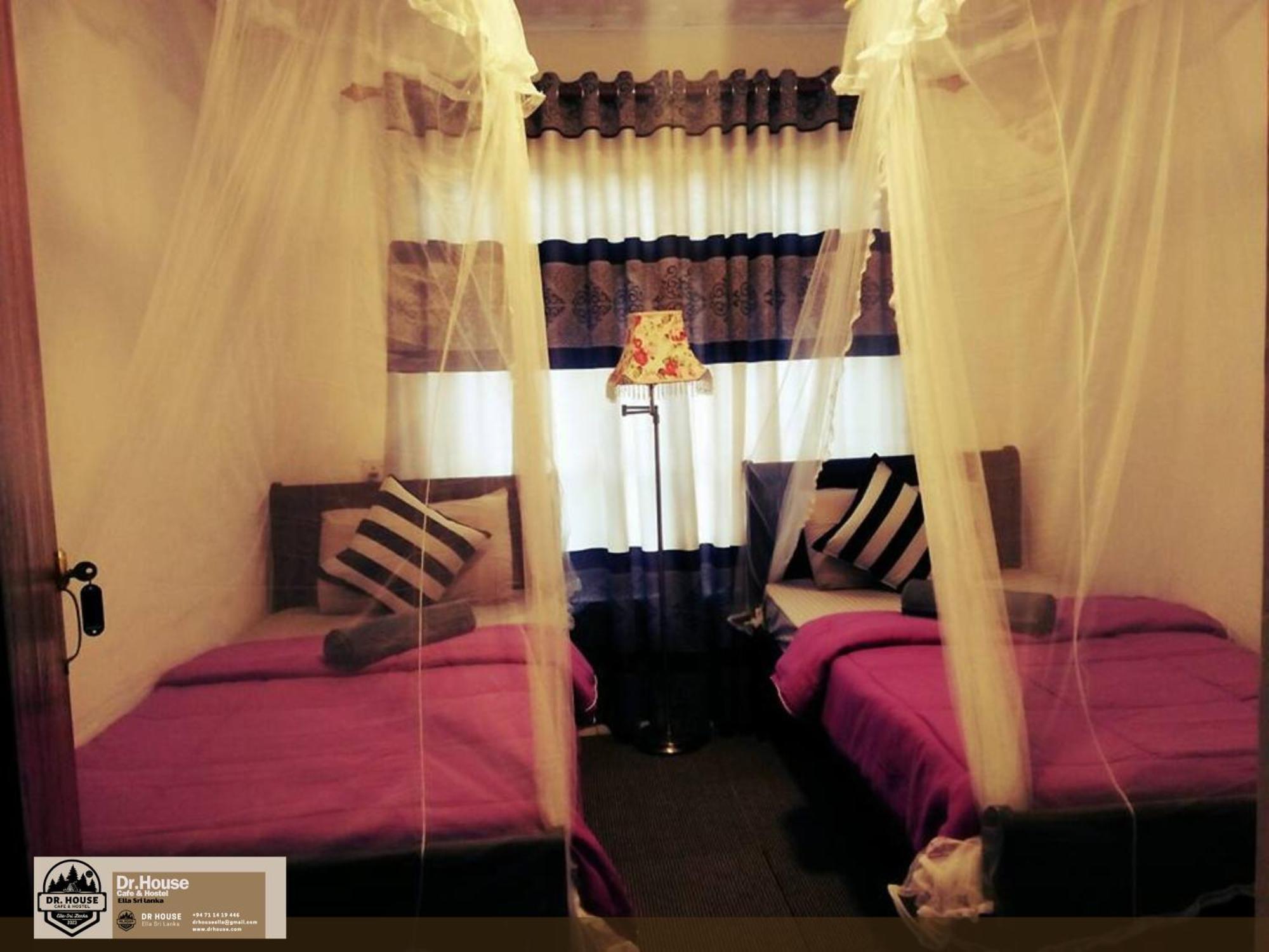 Dr House Ella - Hostel & Cafe Zewnętrze zdjęcie