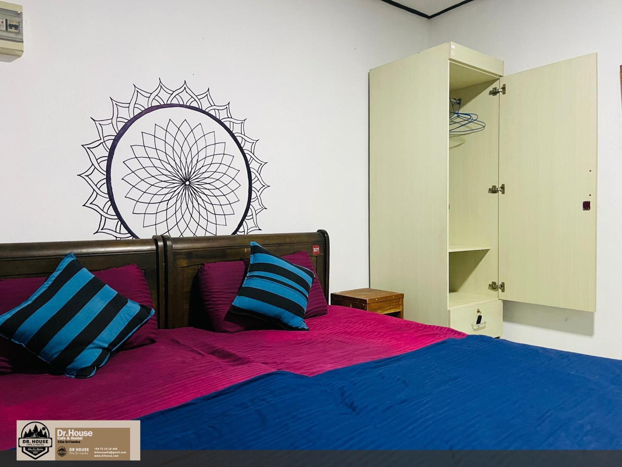 Dr House Ella - Hostel & Cafe Zewnętrze zdjęcie