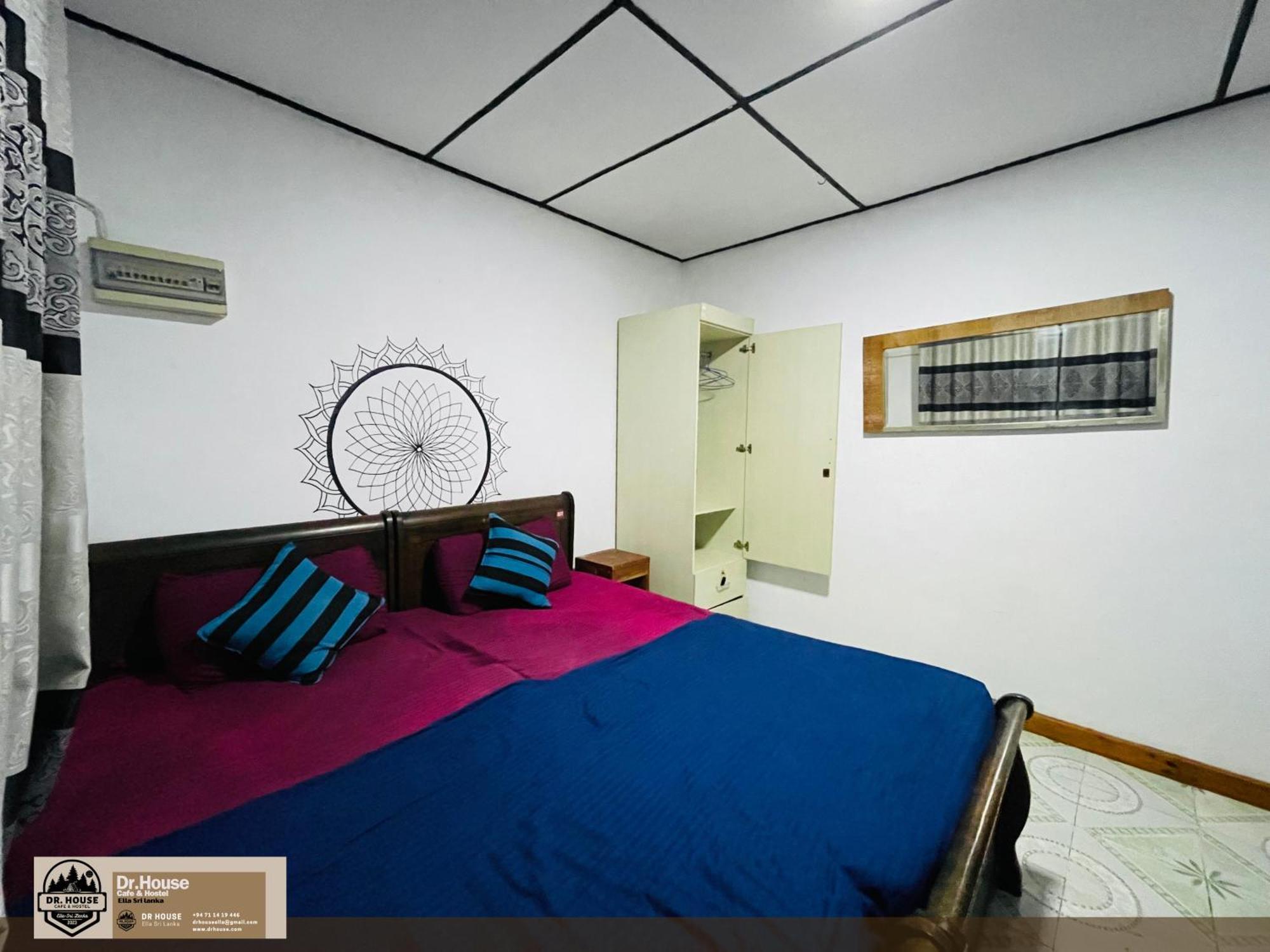 Dr House Ella - Hostel & Cafe Zewnętrze zdjęcie